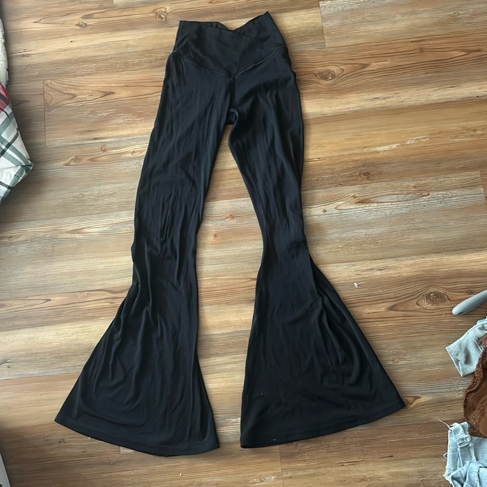 Aerie flared leggings